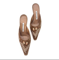 NEW Vintage Manolo Blahnik Suede Embroidered Pointed Toe Kitten Heel Mules 40