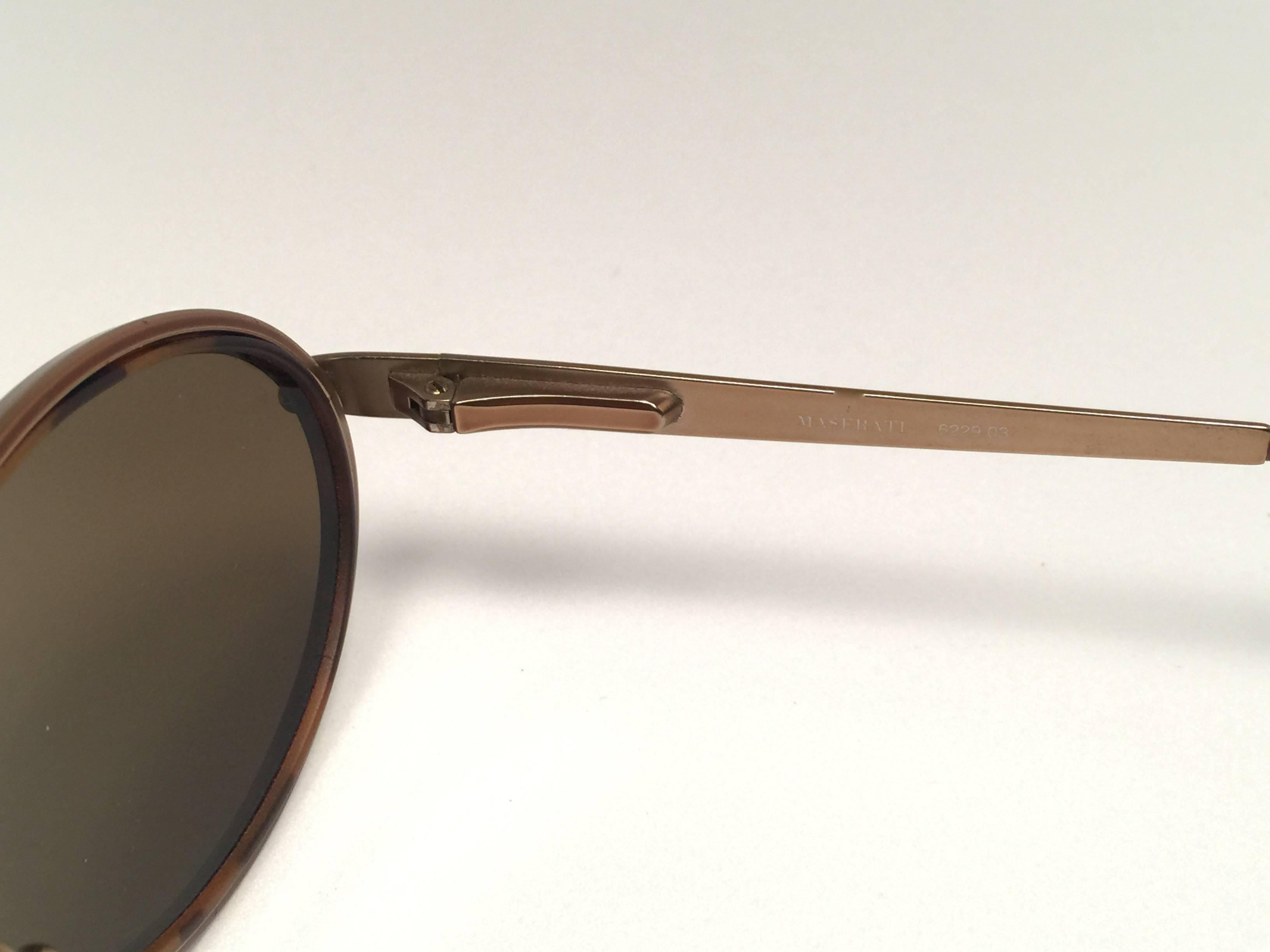 New Vintage Maserati Gold & Tortoise Frame Brown Lenses 1980's Sunglasses In New Condition In Baleares, Baleares