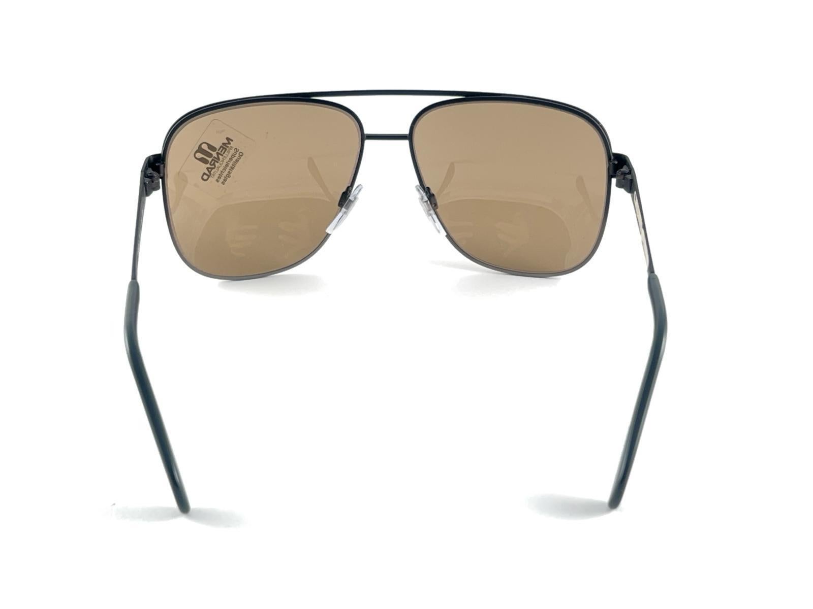 New Vintage Menrad 649 Oversized Grey Mate Frame Sunglasses 70's Made in Germany en vente 7