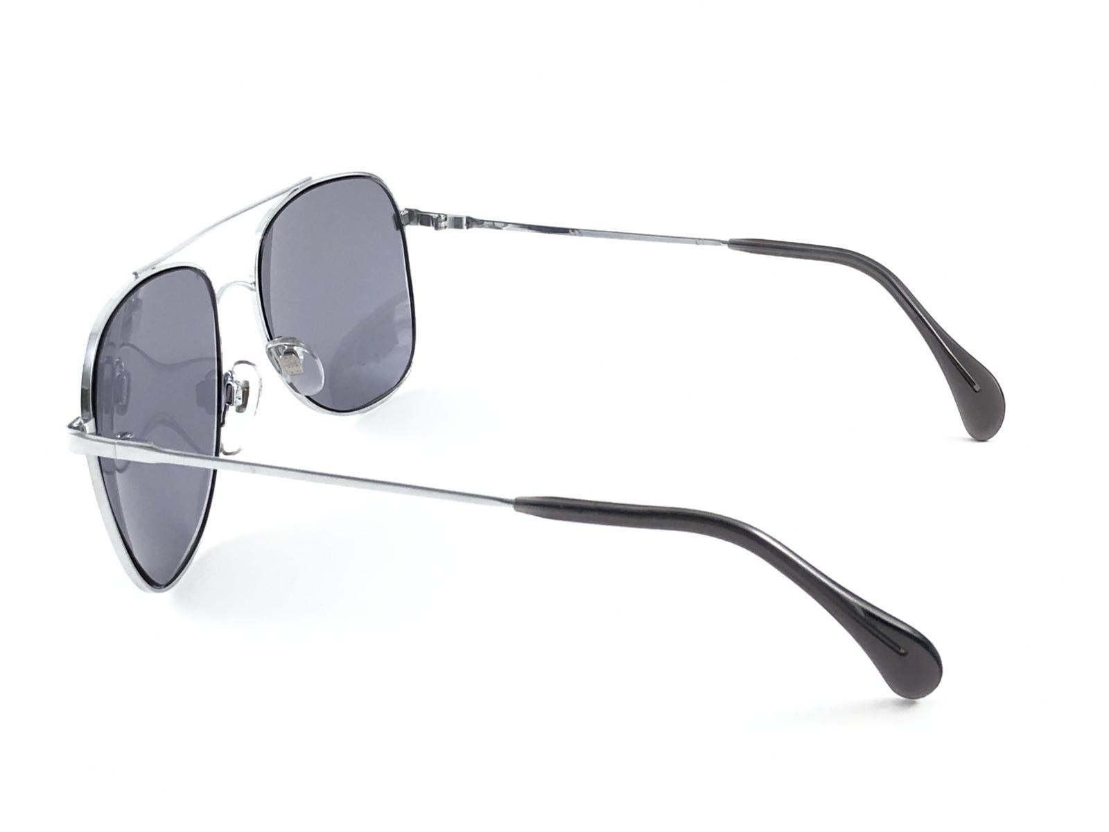 New Vintage Menrad M353 Silver Aviator  Made in Germany 1970 Sunglasses  In New Condition For Sale In Baleares, Baleares