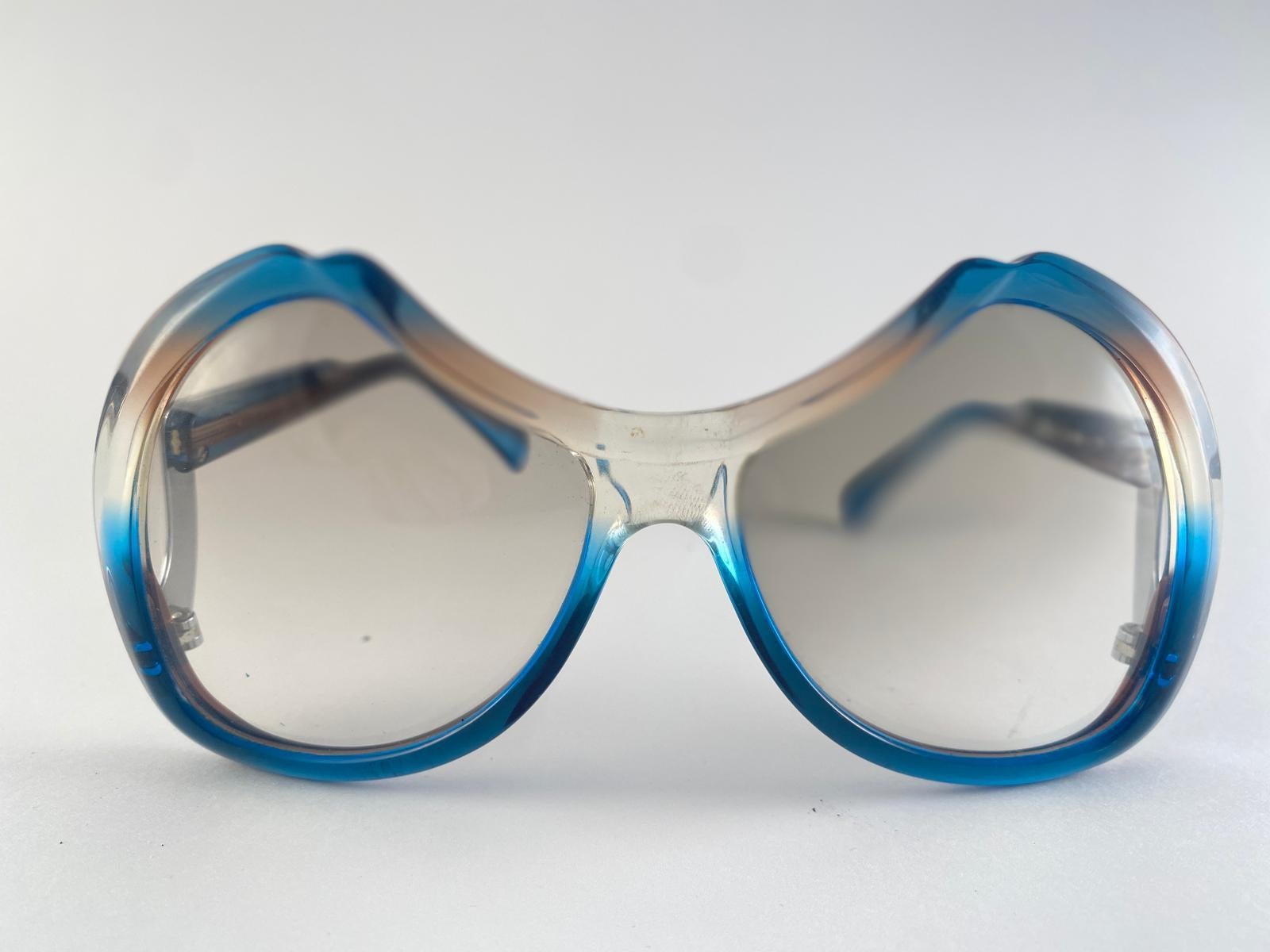 Neue Vintage Menrad Multicolour Blau & Silber Funk Deutschland 1970 Sonnenbrillen (Grau) im Angebot