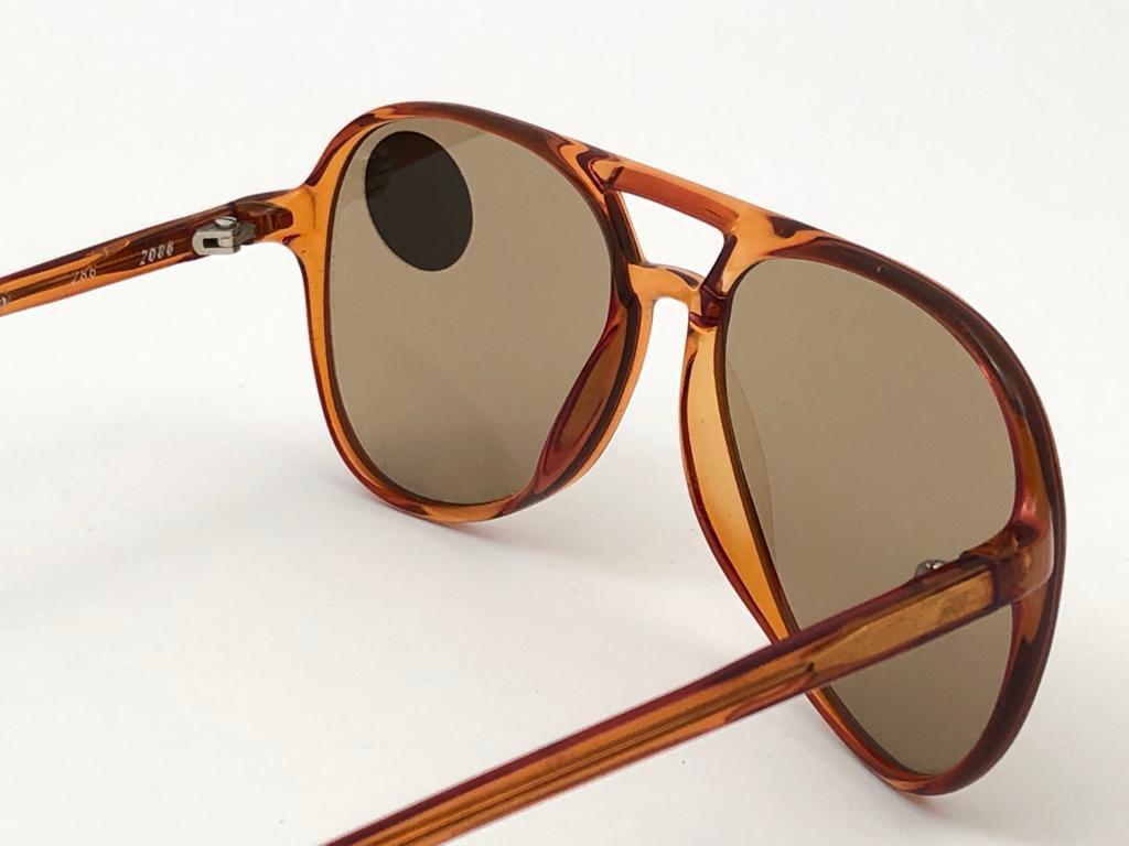 Women's New Vintage Metzler Amber 2086 Sports Sunglasses Made in Germany 1980's For Sale