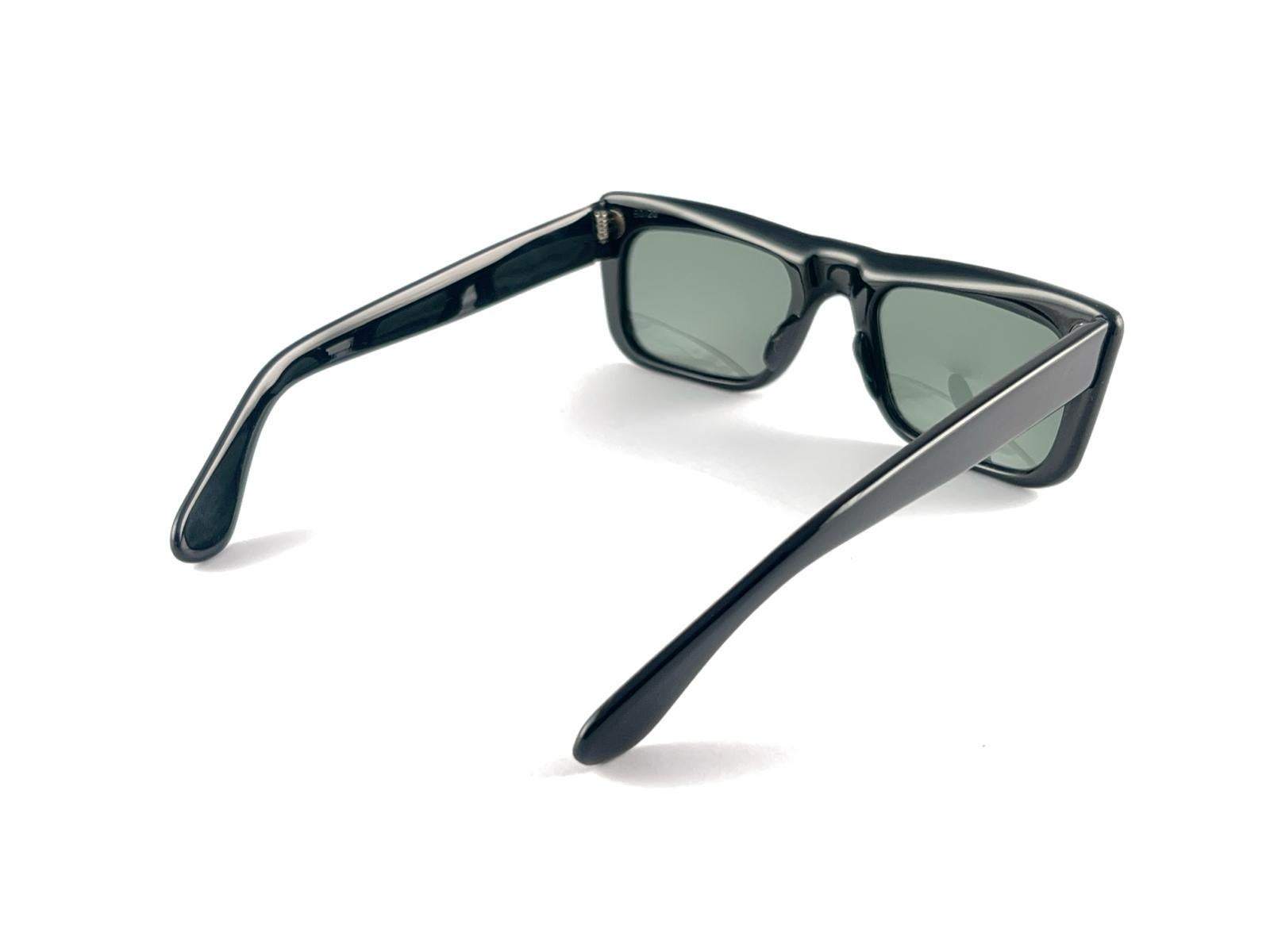 New Vintage Midcentury Black Rectangular Sunglasses 1960'S For Sale 7