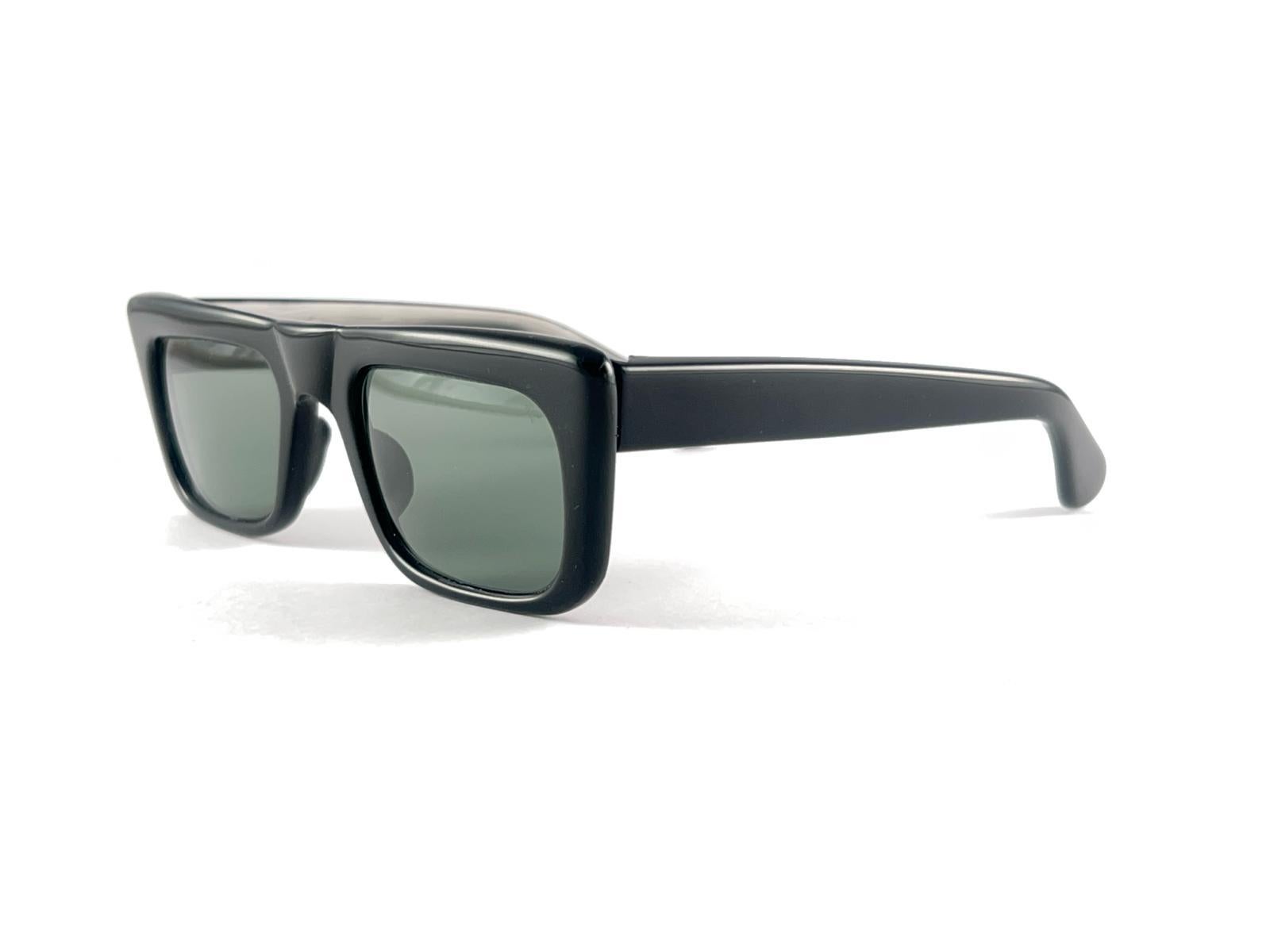 Neu Vintage Midcentury Schwarz Rechteckige Sonnenbrille 1960'S im Zustand „Hervorragend“ im Angebot in Baleares, Baleares