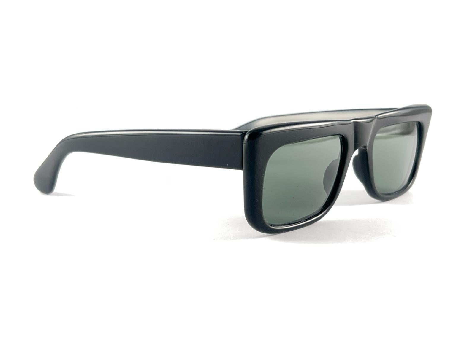 Women's or Men's New Vintage Midcentury Black Rectangular Sunglasses 1960'S For Sale