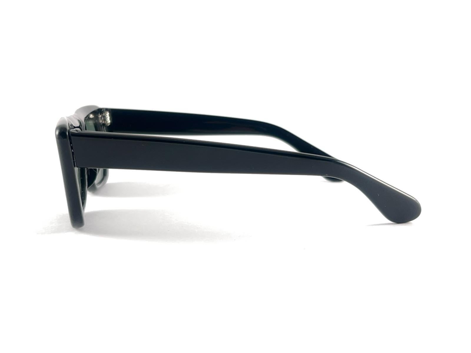 New Vintage Midcentury Black Rectangular Sunglasses 1960'S For Sale 1