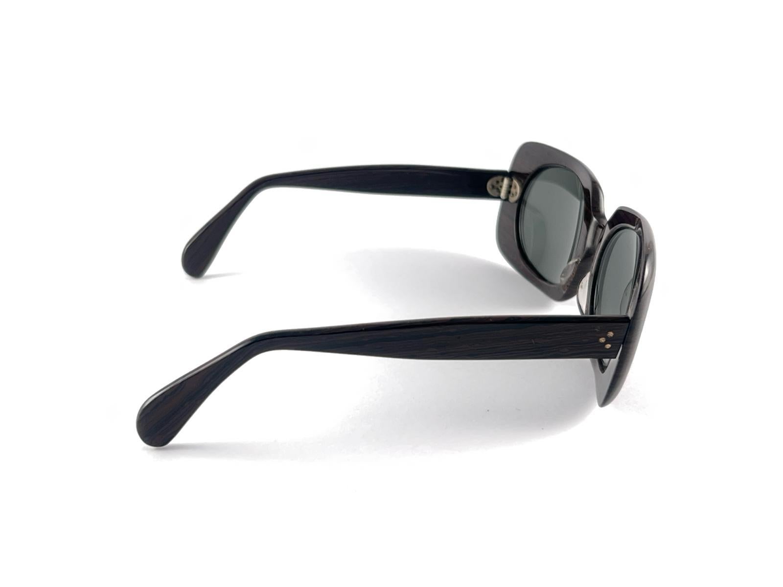 New Vintage Midcentury Dark Wood Pattern Oversized Rectangular Sunglasses 1960'S For Sale 3
