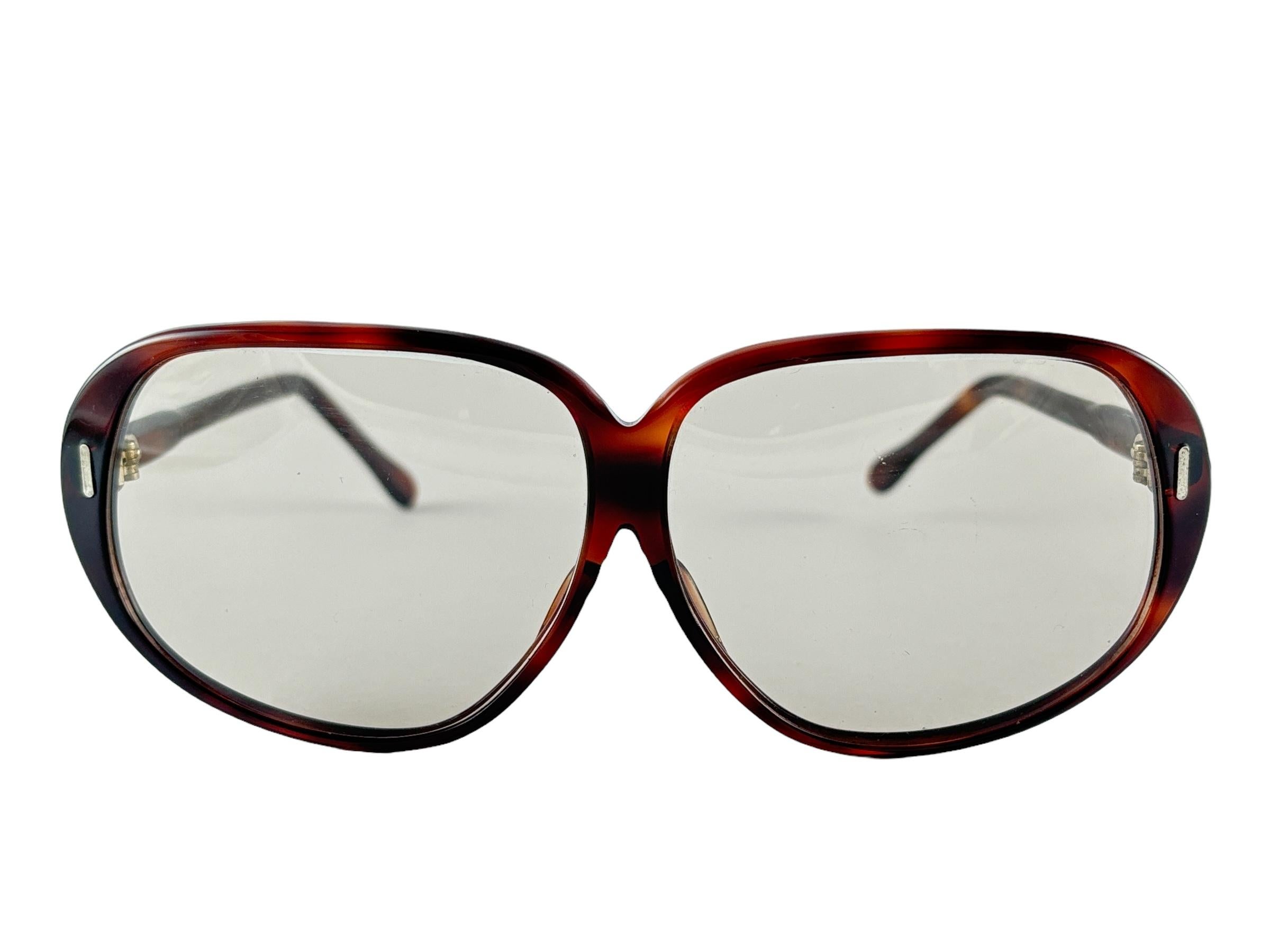 New Vintage Midcentury Oval dark Tortoise 1960'S Frame
This Item May Show Minor Sign Of Wear Due To Storage


Made in Italy

