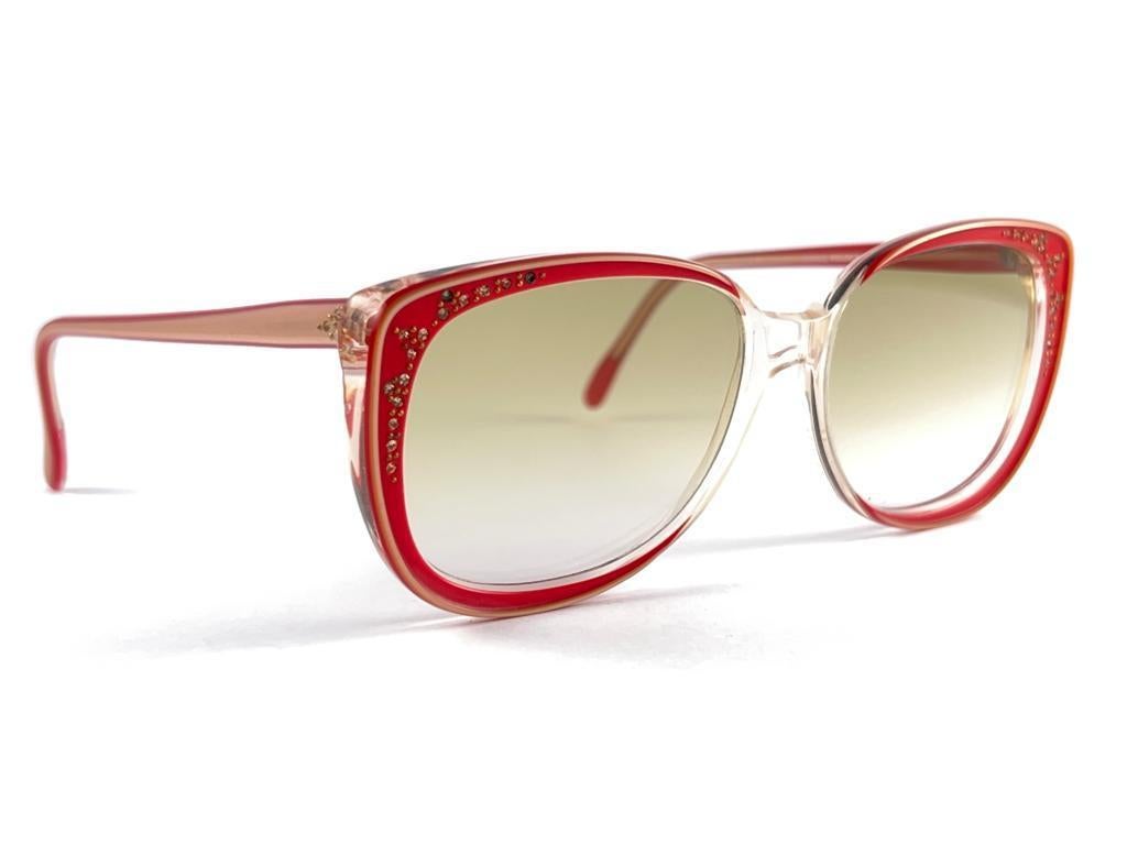 Women's New Vintage Midcentury Translucent & Red Gradient Lenses 60'S Sunglasses France For Sale