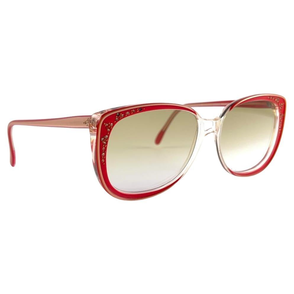New Vintage Midcentury Translucent & Red Gradient Lenses 60's Sunglasses France en vente