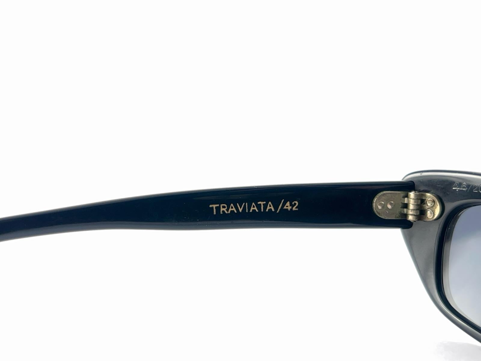 New Vintage Midcentury Traviata Black & Rhinestones Sunglasses 50's  France en vente 4