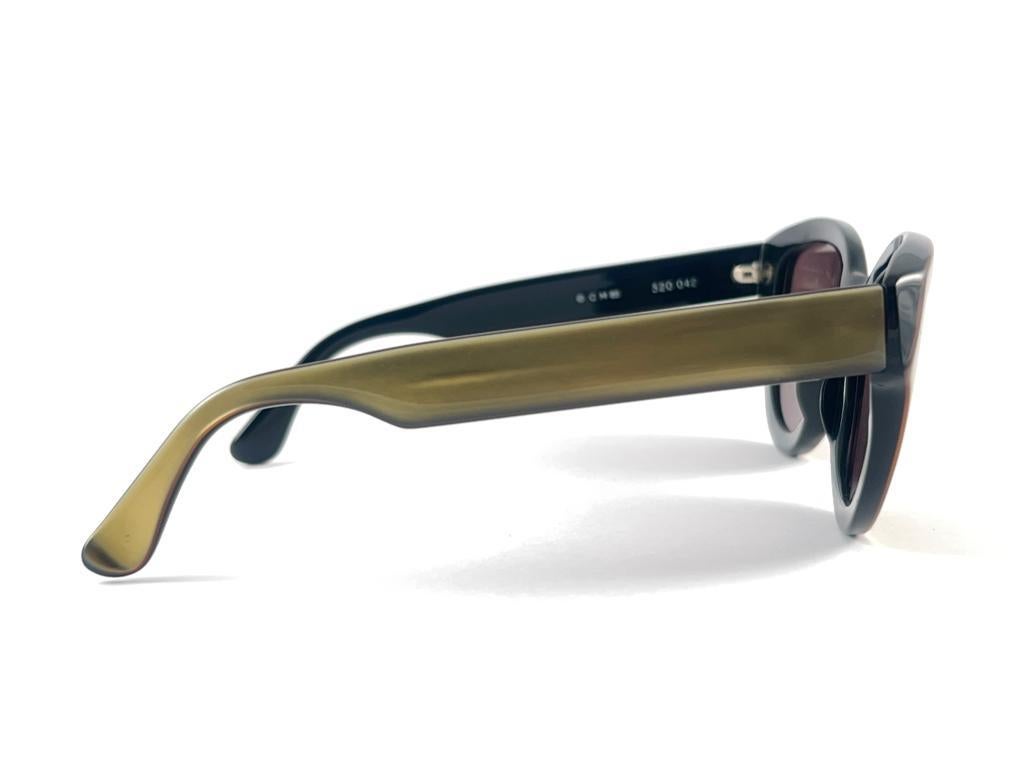 New Vintage Montana 520 Gold & Black Frame Gold Lenses Made In France Sunglasses For Sale 1