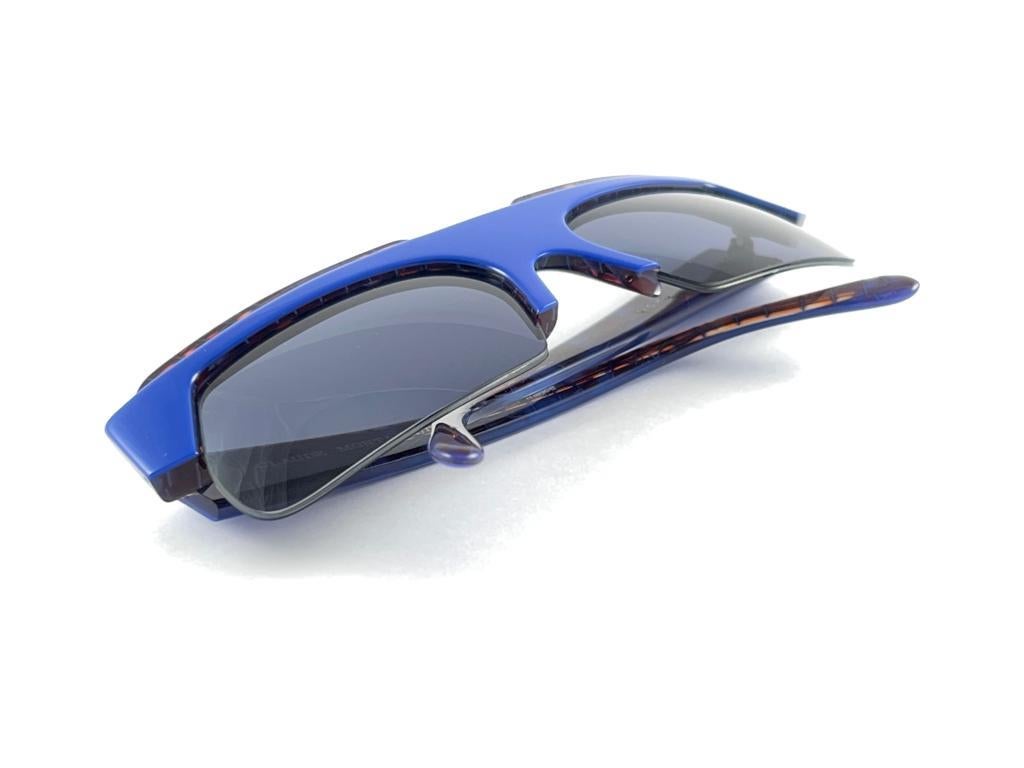 New Vintage Montana 521  Blue Marbled Frame Handmade In France Sunglasses 80'S For Sale 11