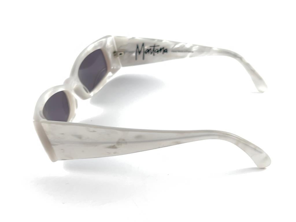 New Vintage Montana Pearl 5601 Handmade in France Sunglasses 1980's In New Condition For Sale In Baleares, Baleares