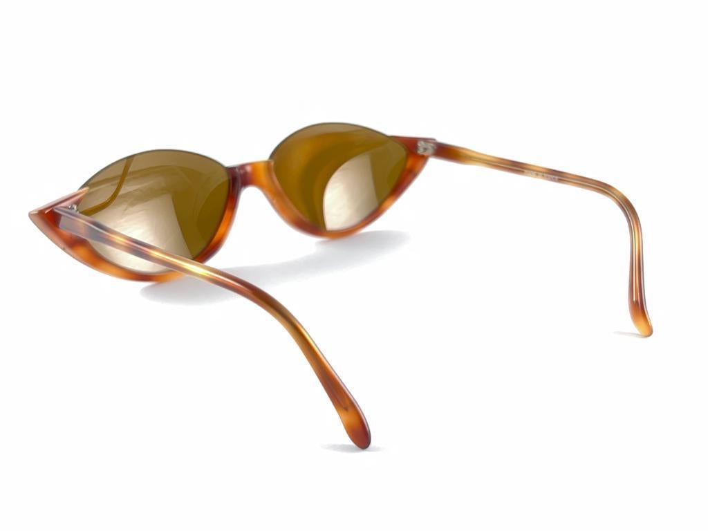 Women's or Men's New Vintage Montana Tortoise Cat Eye  Frame Gold Lenses 80'S France Sunglasses For Sale