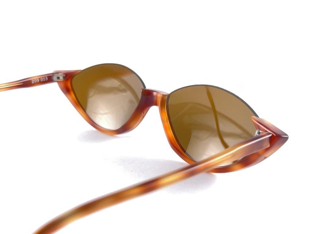 New Vintage Montana Tortoise Cat Eye  Frame Gold Lenses 80'S France Sunglasses For Sale 3