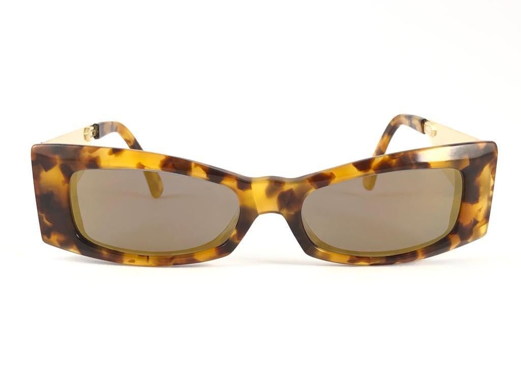 New Vintage Montana Tortoise & Gold 588 Handmade in France Sunglasses 1990 en vente 1