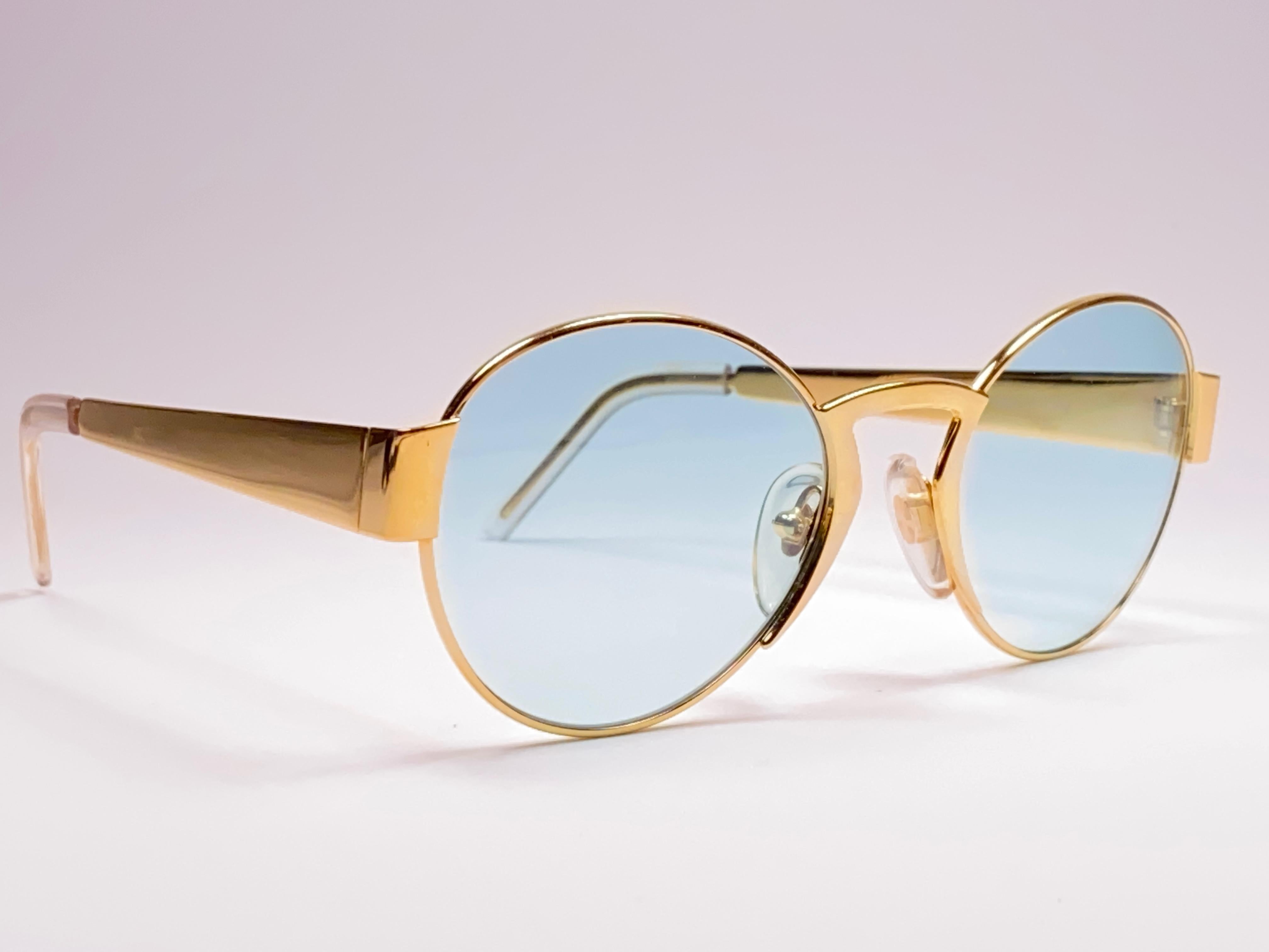 Women's or Men's New Vintage Moschino By Persol M08 Frame Medium Round Gold Sunglasses 