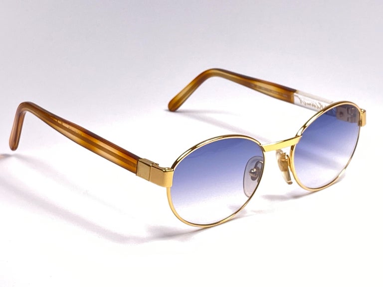 New Vintage Moschino By Persol M32 Frame Medium Oval Gold Sunglasses ...