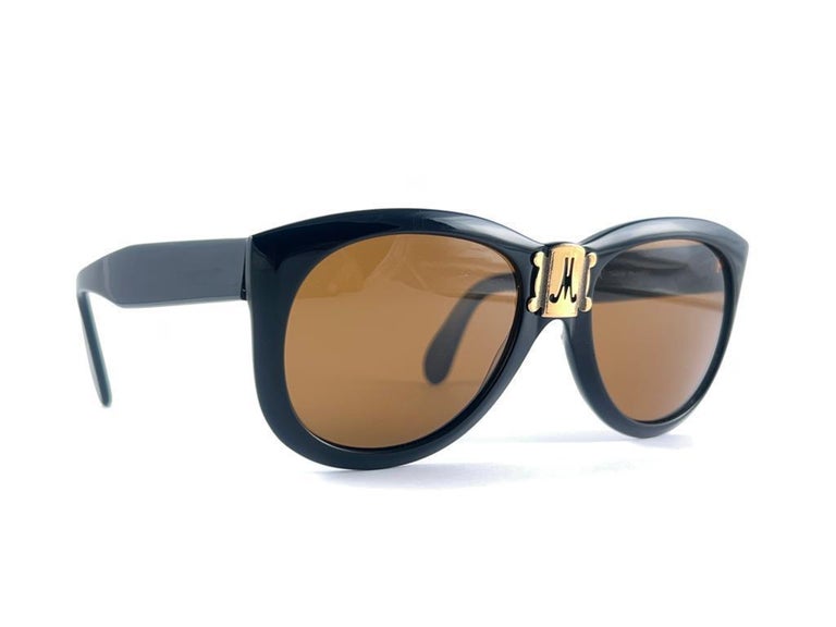 New Vintage Moschino M252 By Persol Black Frame Sunglasses  display picture 3