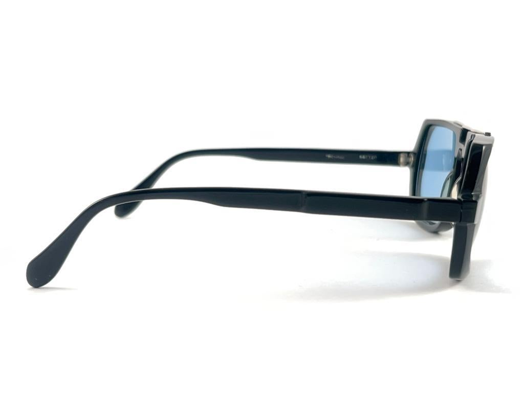 Blue New Vintage Neostyle Techno Black Light Lens Sunglasses, 1990  For Sale
