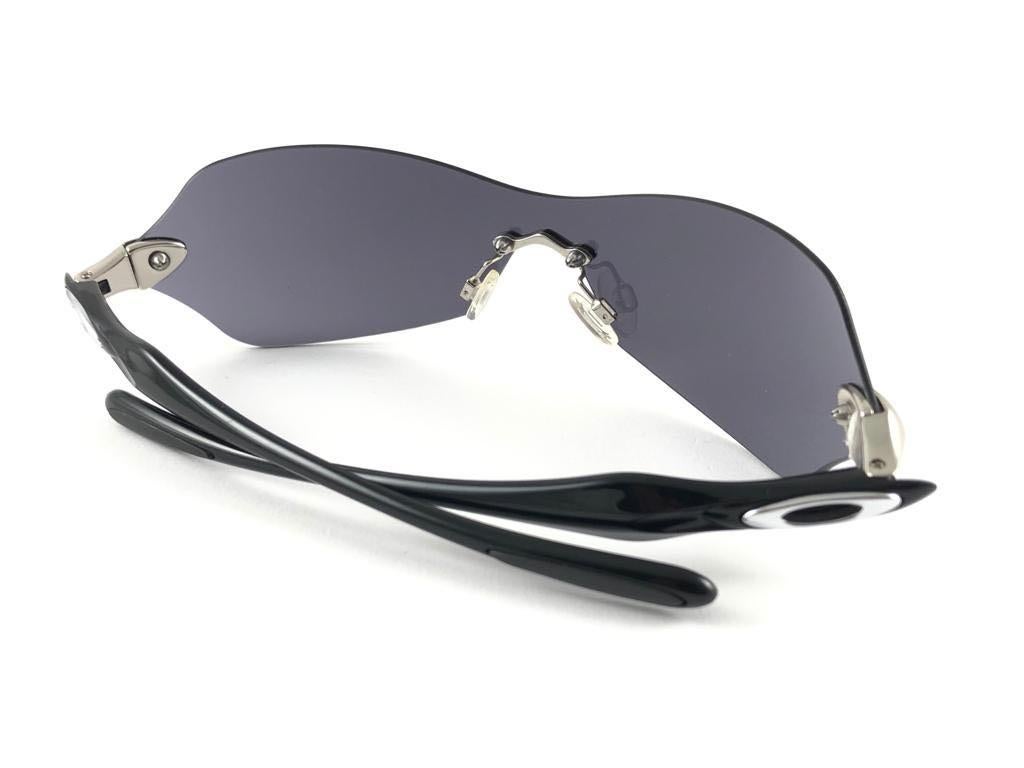 New Vintage Oakley Dartboard Black Iridium Lens 2004 Sunglasses  3