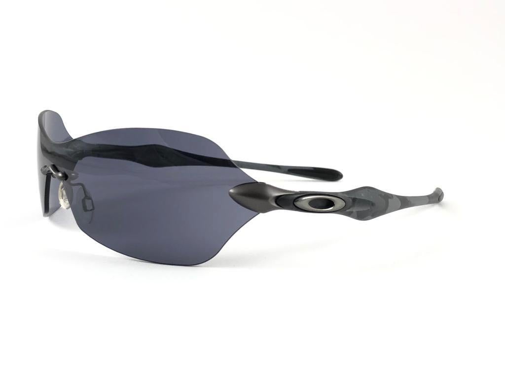 New Vintage Oakley Dartboard Night Camo Black Iridium Lens 2004 Sunglasses  3