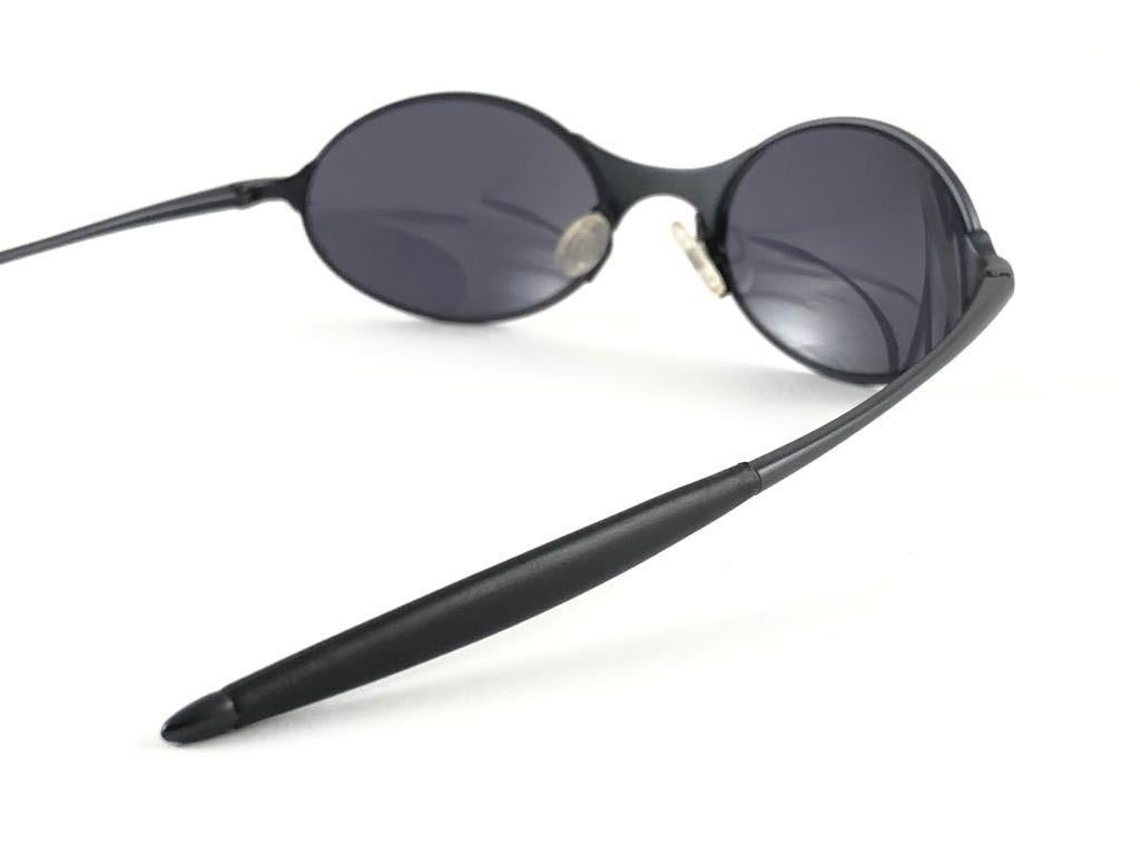 New Vintage Oakley E Wire 2.1 Black Black Iridium Lens 2001 Sunglasses  3