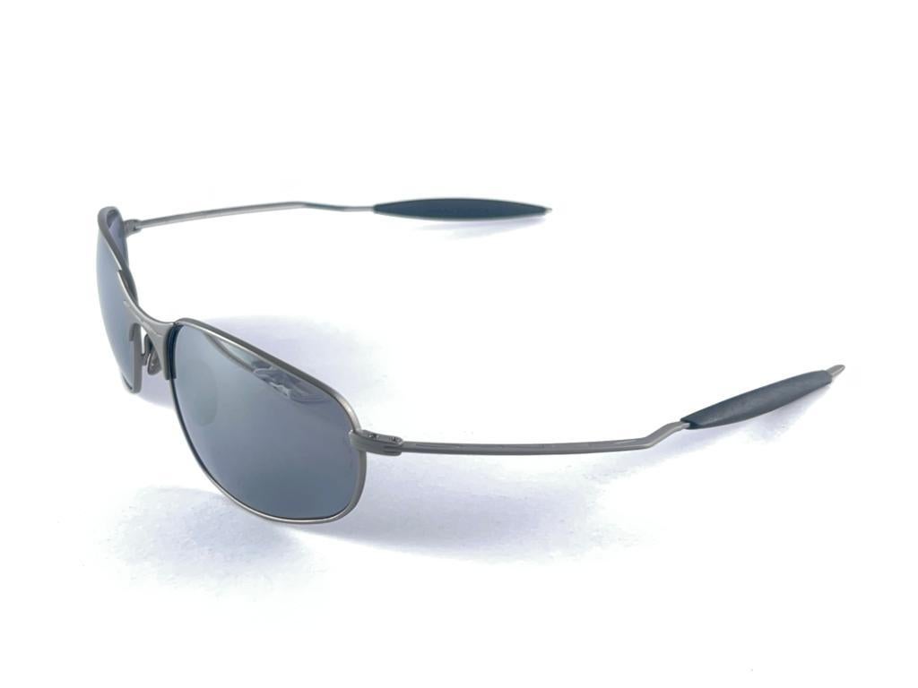 New Vintage Oakley E Wire Grey Iridium Lens 2001 Sunglasses 9