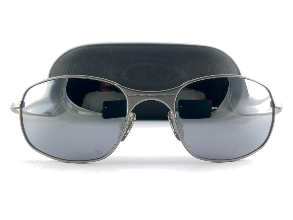 New Vintage Oakley E Wire Grey Iridium Lens 2001 Sunglasses 12