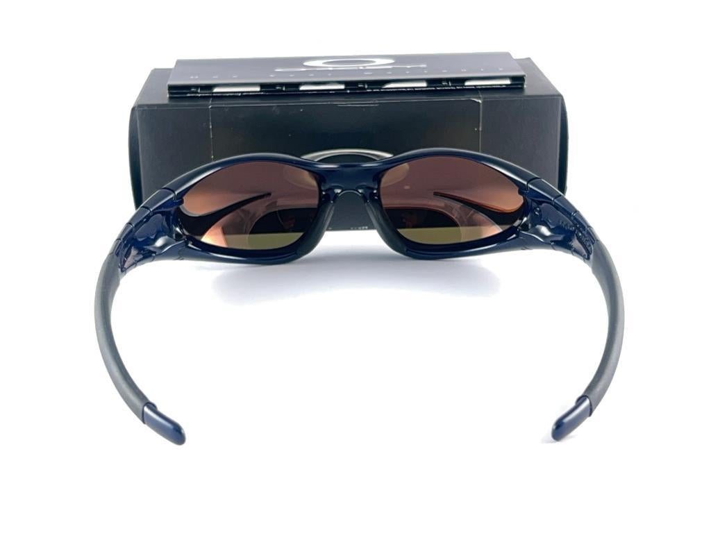 New Vintage Oakley Eye Jacket 2.0 Frame 24K Gold Lens 1999 Sunglasses  For Sale 1