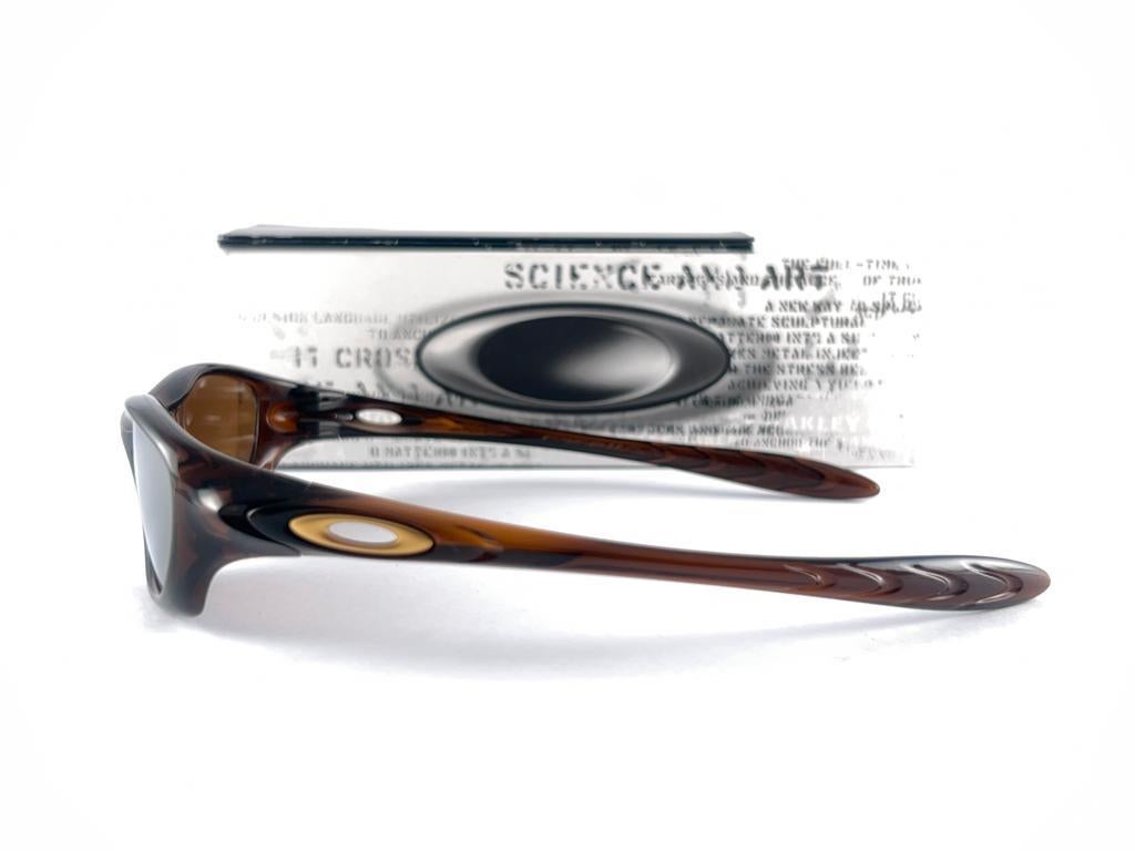 Women's or Men's New Vintage Oakley Fate Brown Translucent Mirror Lenses 2003 Sunglasses  For Sale