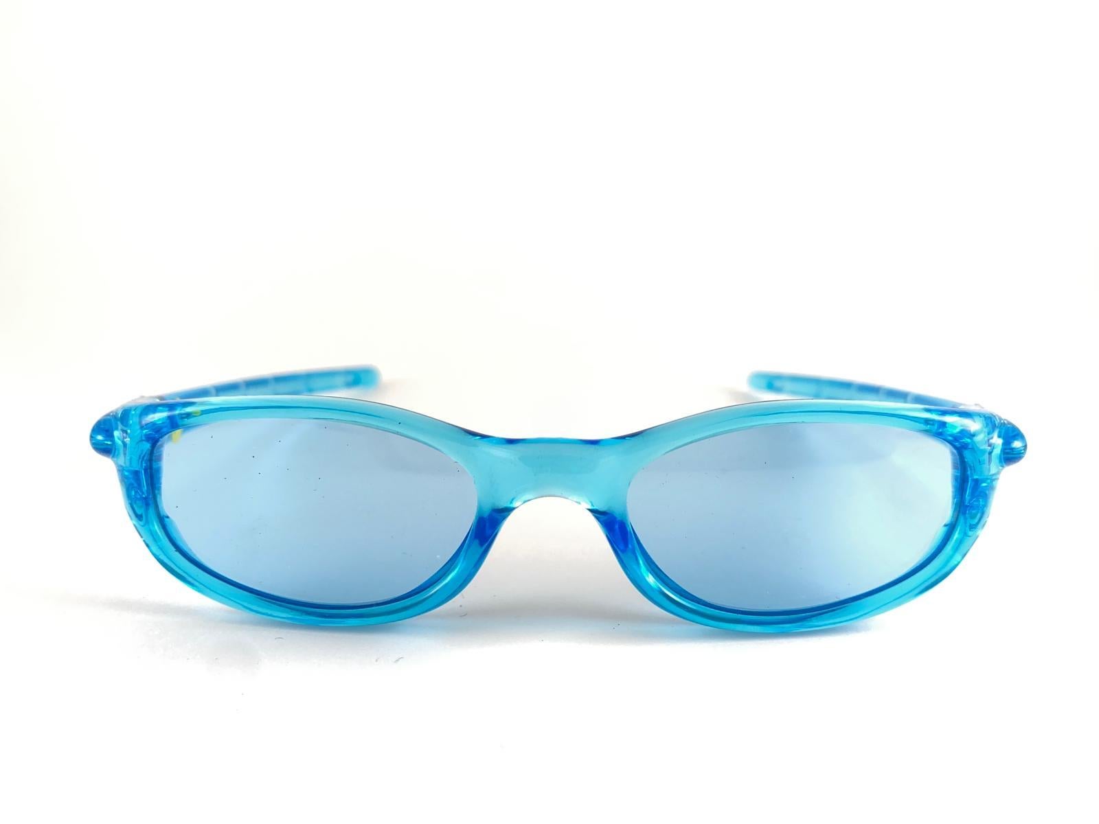 New Vintage Oakley Fate Light Blue Frame Light Purple Lens 1999 Sunglasses For Sale 1