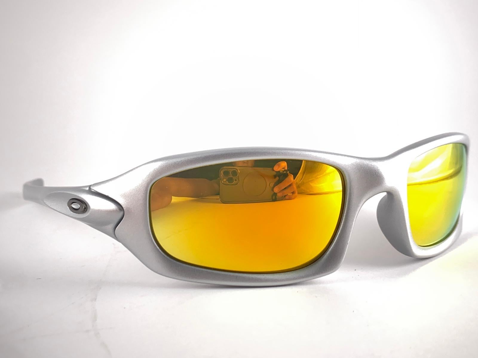 New Vintage Oakley Five Silver Gold Mirror Lenses 2003 Sunglasses Unisexe en vente