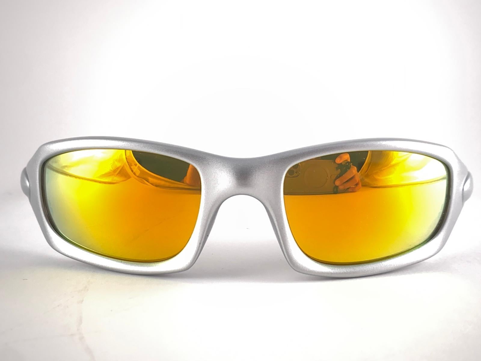 New Vintage Oakley Five Silver Gold Mirror Lenses 2003 Sunglasses en vente 1