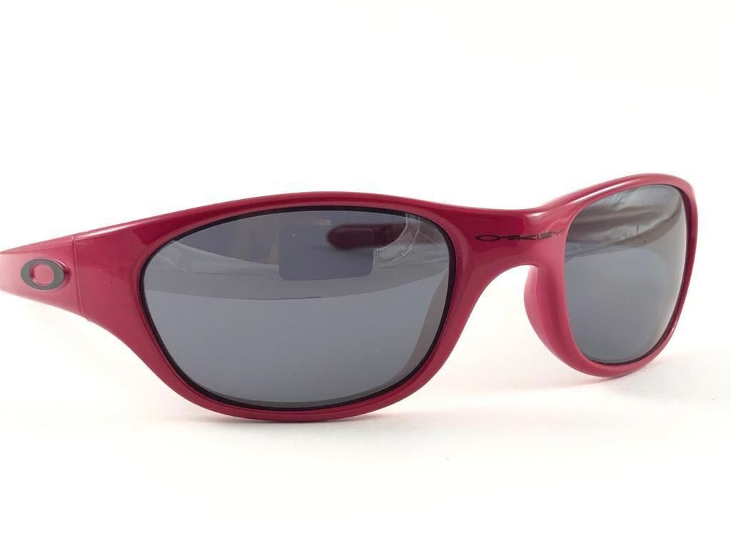 New Vintage Oakley Fives 2.0 Raspberry Black Iridium 2001 Sunglasses 7