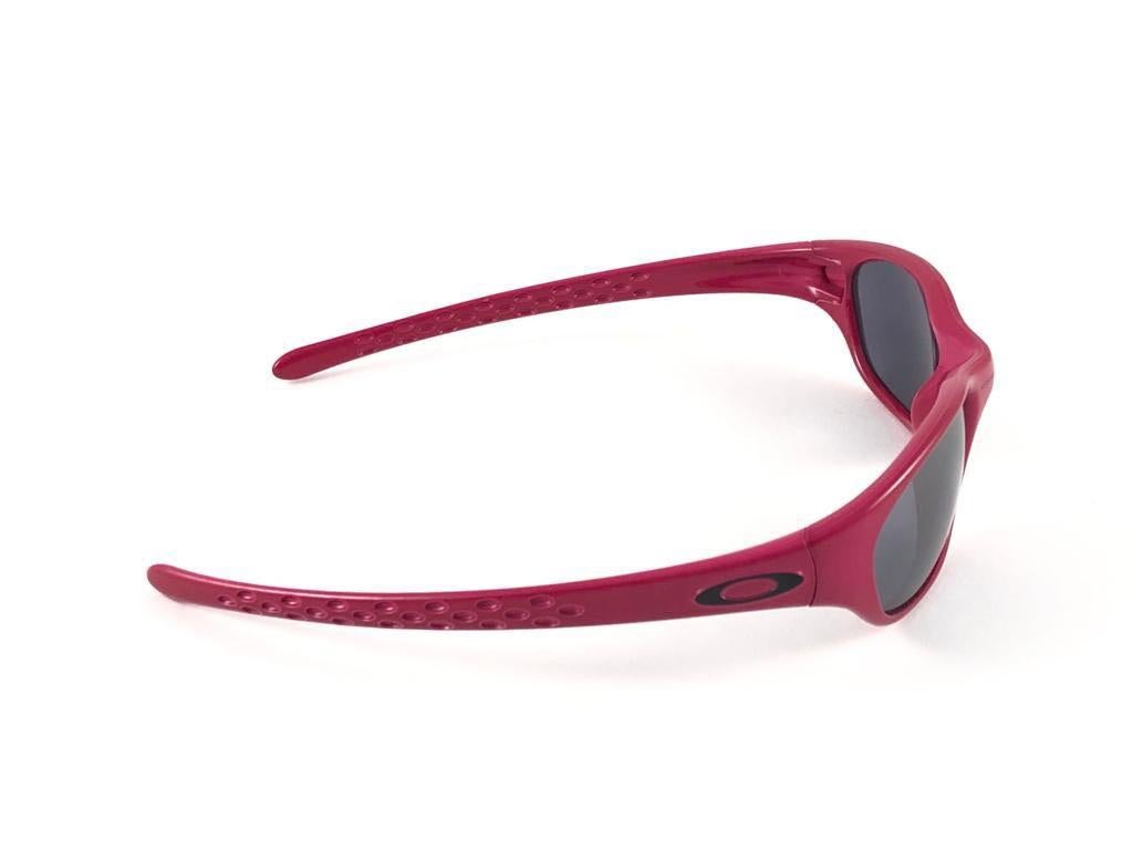 New Vintage Oakley Fives 2.0 Raspberry Black Iridium 2001 Sunglasses 8