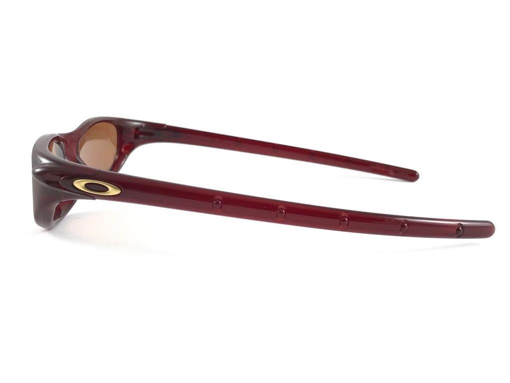 New Vintage Oakley Four Crystal Red 2000 Sunglasses 5