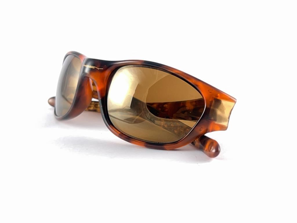 Women's or Men's New Vintage Oakley Frog Skin Tortoise  1995 Sunglasses  For Sale