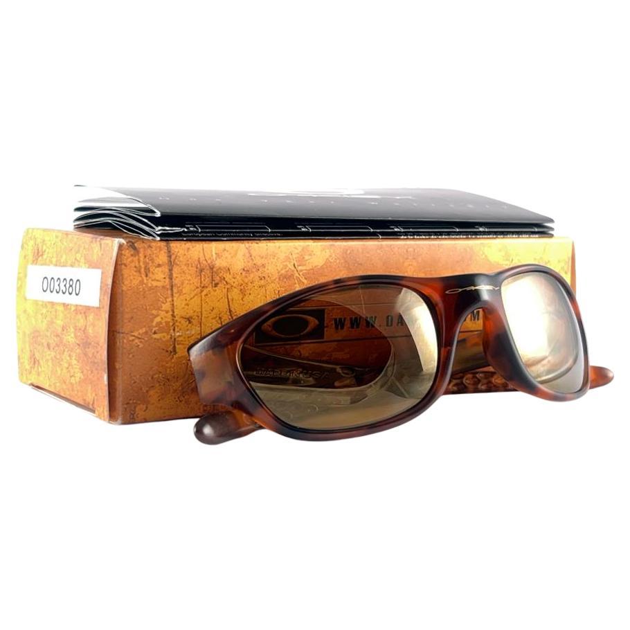 New Vintage Oakley Frog Skin Tortoise  1995 Sunglasses  For Sale