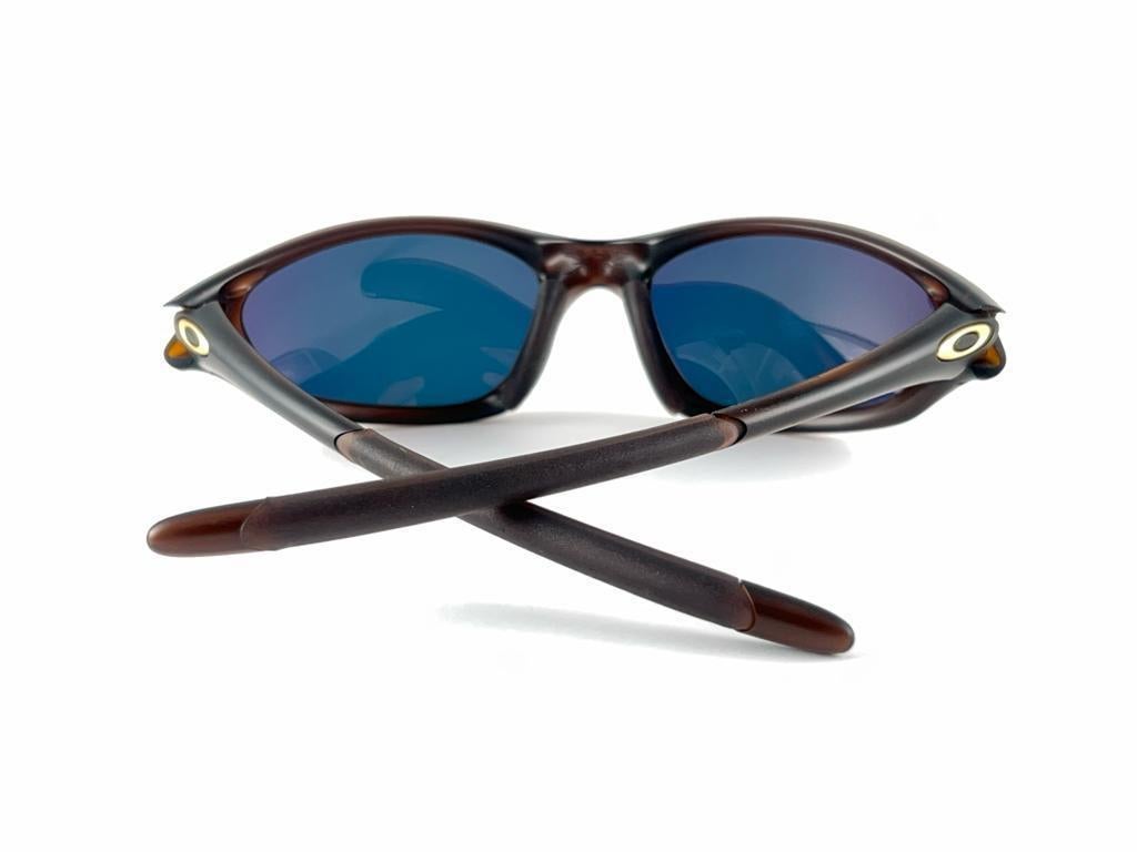 New Vintage Oakley Minute Black Matte Mirrored Lens 1999 Sunglasses  For Sale 1