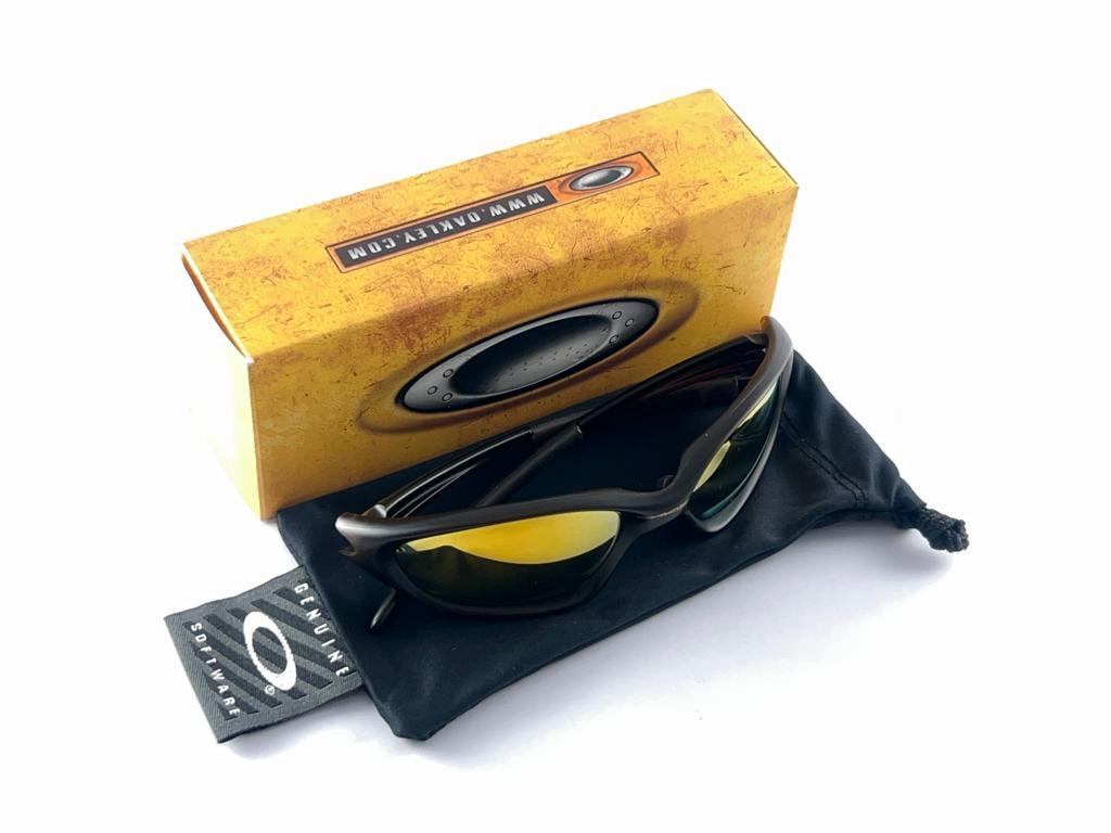 New Vintage Oakley Minute Tortoise Mirrored Lens 1999 Sunglasses  In New Condition For Sale In Baleares, Baleares