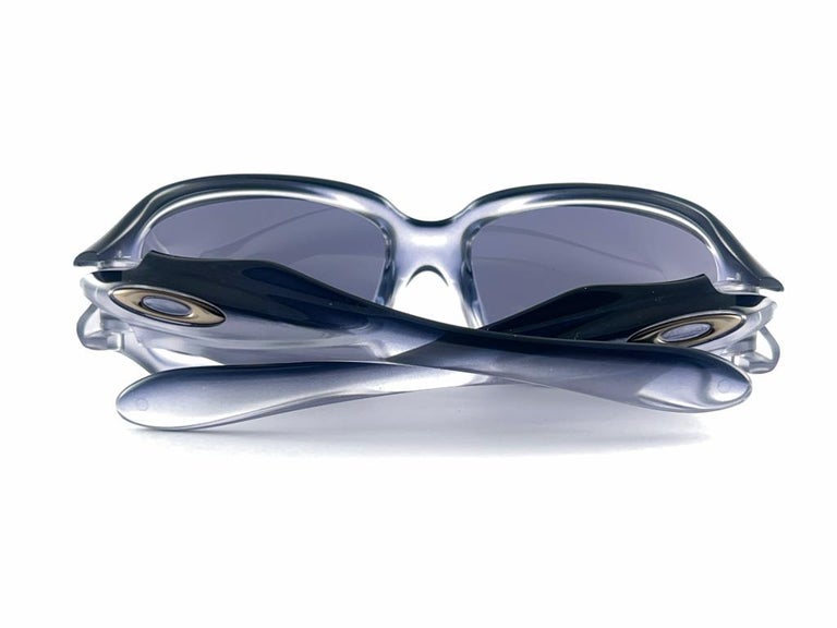 New Vintage Oakley Monster Doggle Frame 1999 Sunglasses at 1stDibs