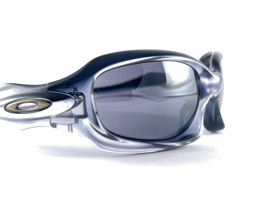 Women's or Men's New Vintage Oakley Monster Doggle Frame 1999 Sunglasses