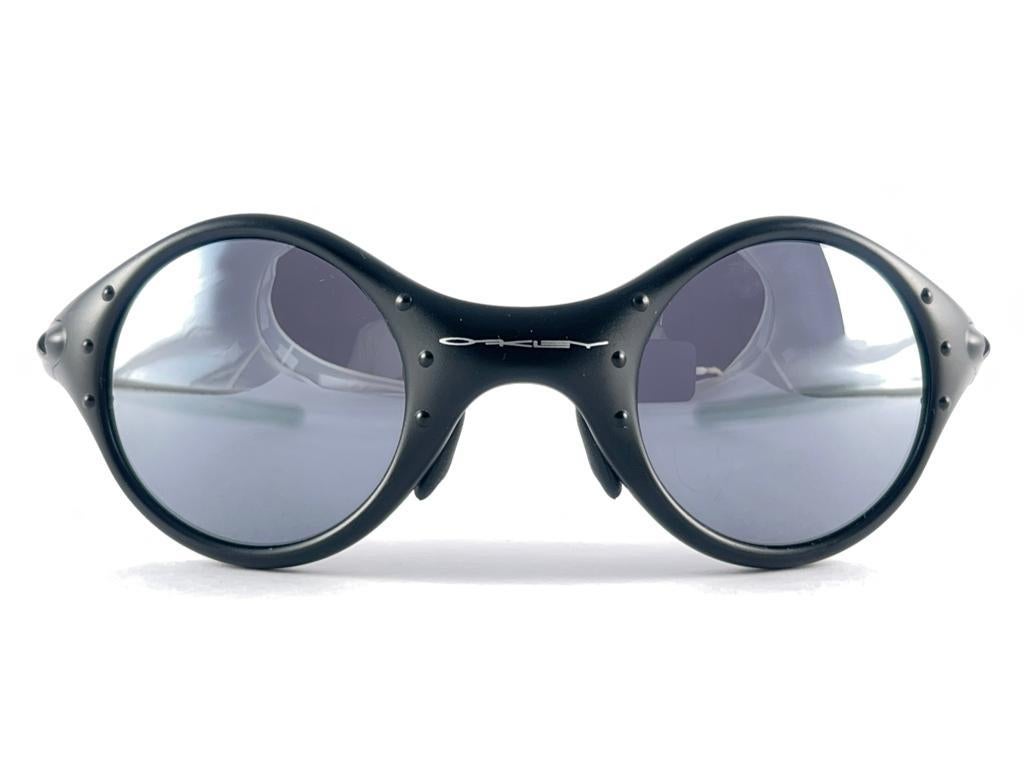 New Vintage Oakley Moon Round Black 1998 Sunglasses 3