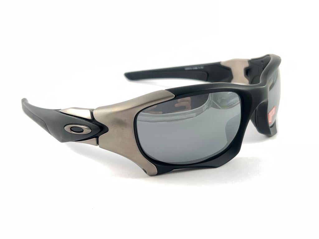 2001 oakley sunglasses