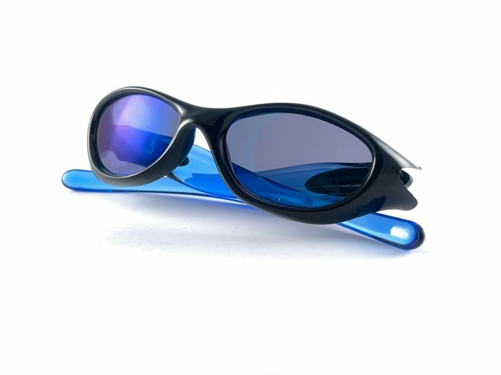 New Vintage Oakley Pocket Blue Lens 2003 Sunglasses For Sale 3