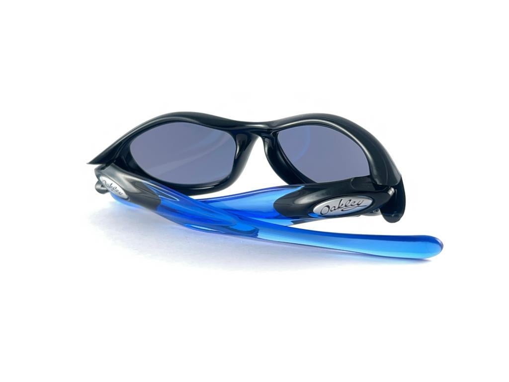 New Vintage Oakley Pocket Blue Lens 2003 Sunglasses For Sale 4