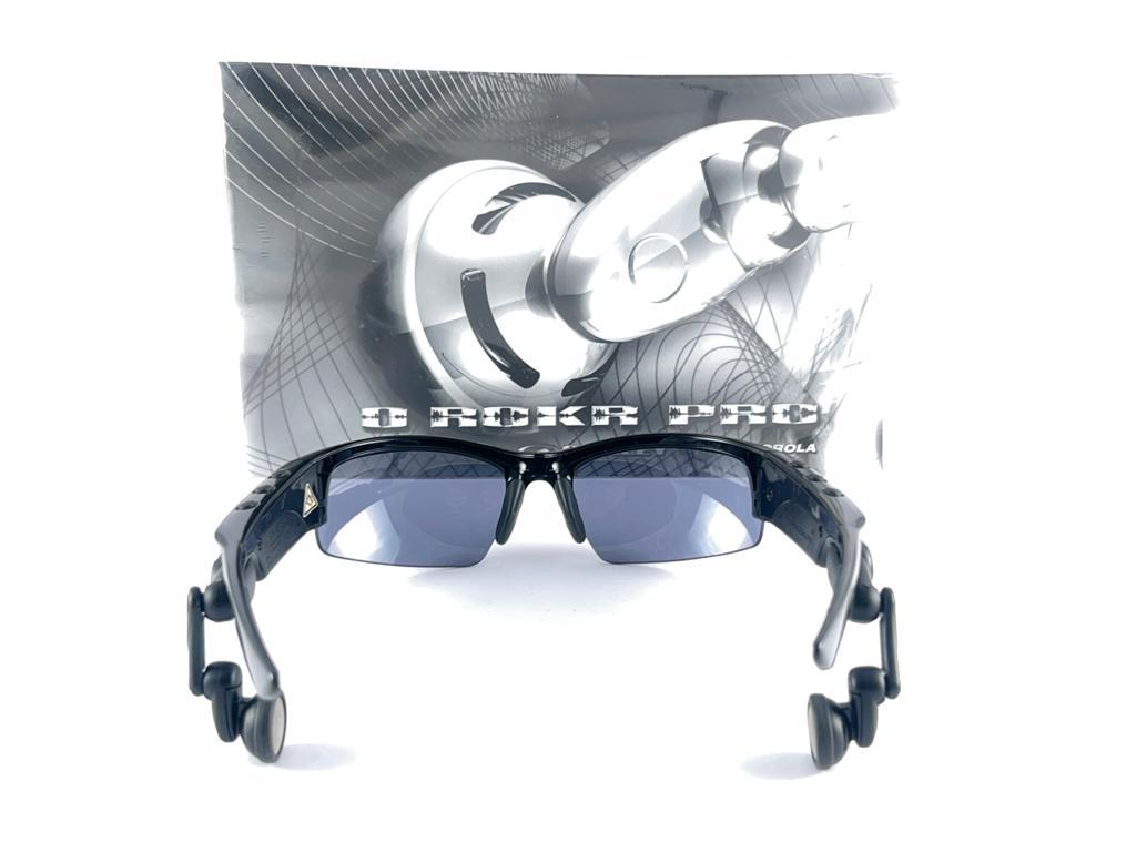 New Vintage Oakley Rockr Pro Black Grey Lenses 2003 Sunglasses  For Sale 6