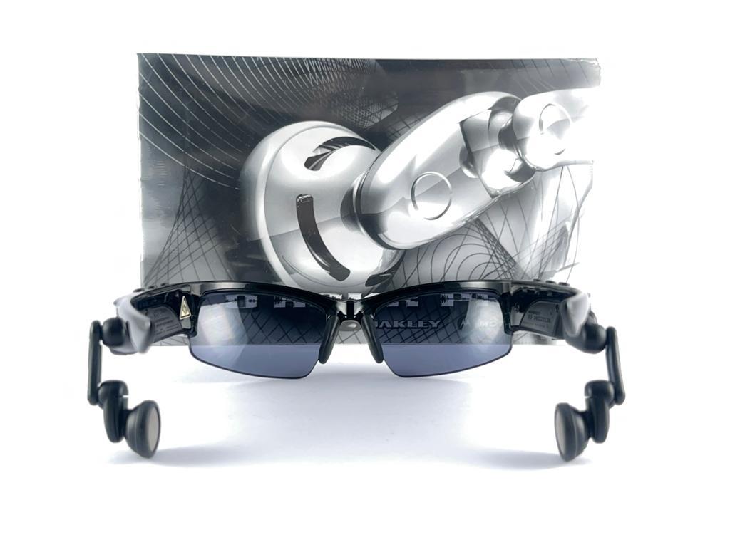 New Vintage Oakley Rockr Pro Black Grey Lenses 2003 Sunglasses  For Sale 4